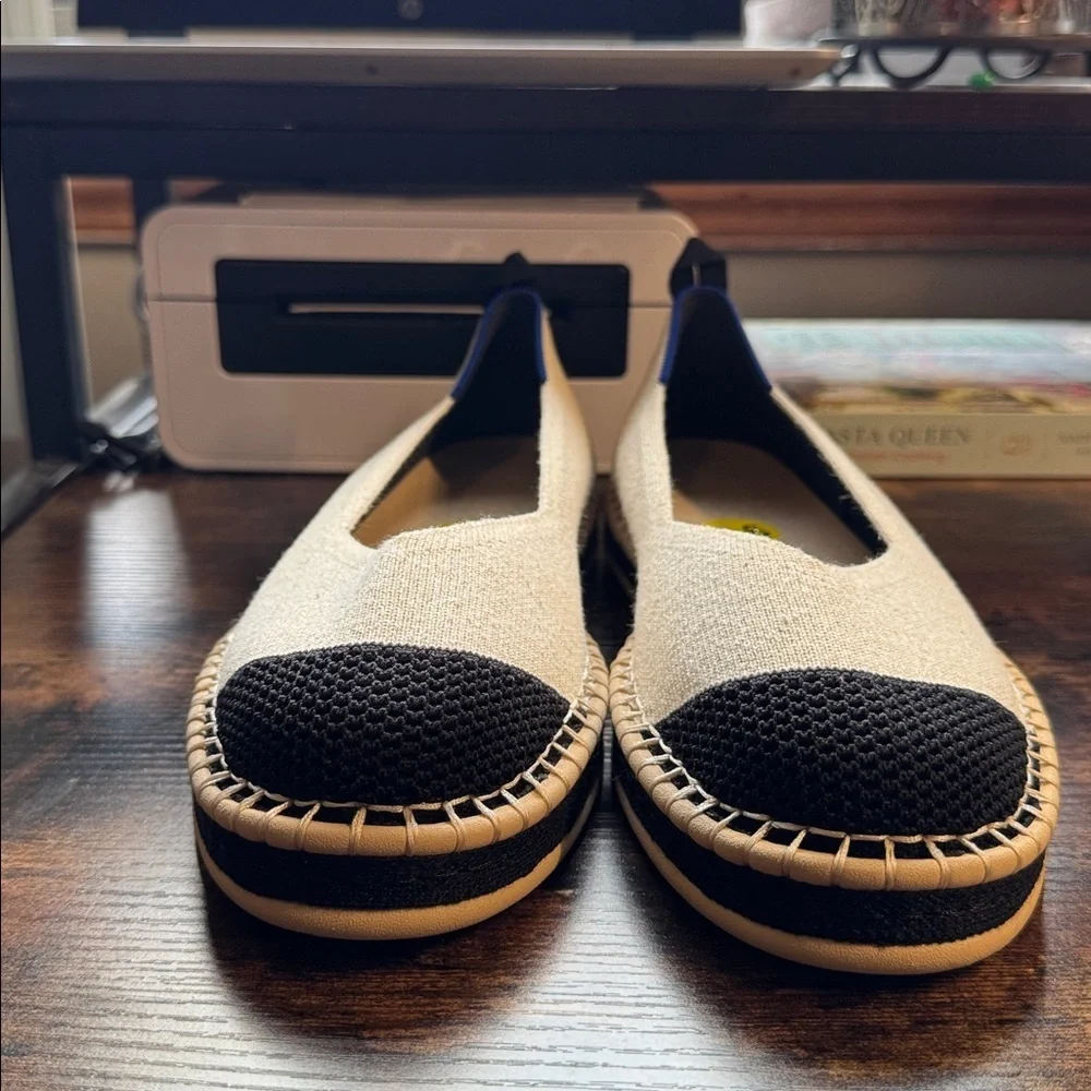 NWOB Rothy's The Espadrille Boardwalk flats in beige/ivory and black Size 9.5